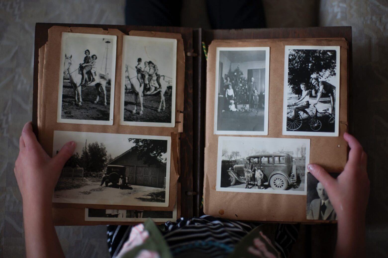 Photo album. Bring up some difficult memories may be uncomfortable, but it's part of the therapeutic process.