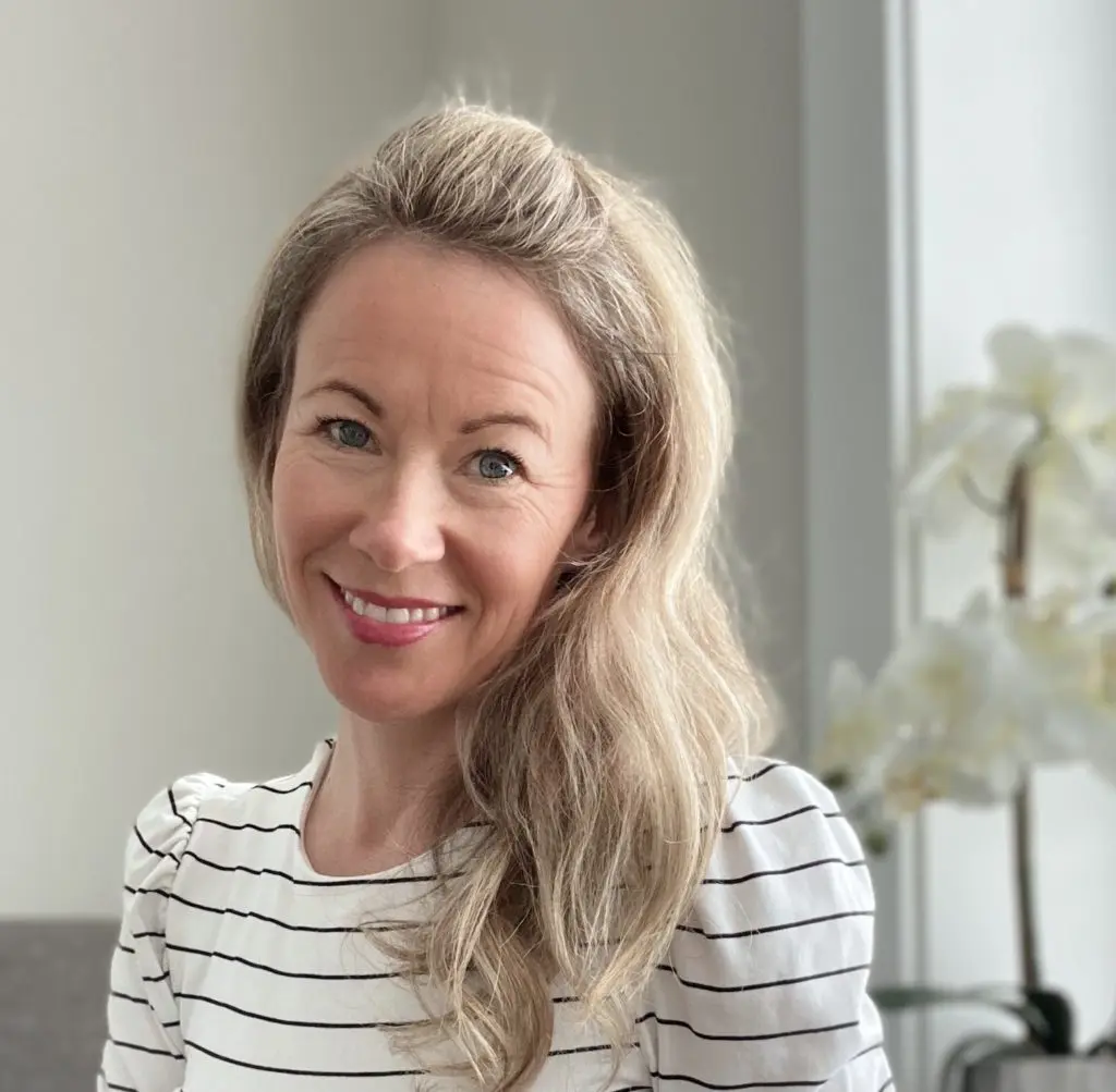 Sarah is proud to have opened her practice, Bright Minds Counselling.